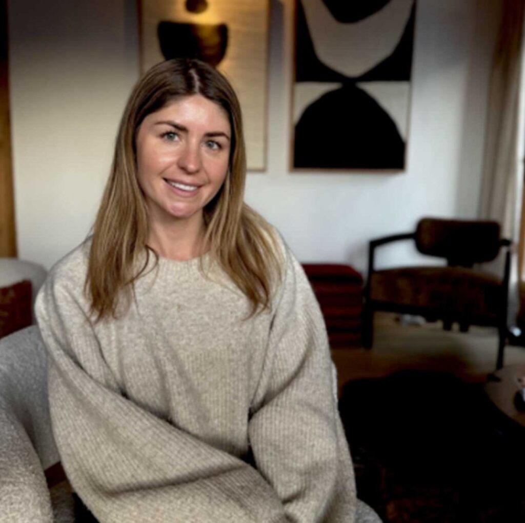 Dani Allen - CBT Therapist - Buckland Park Lake Surrey